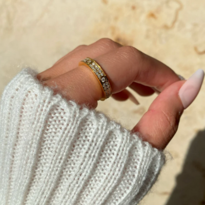 LOVE Ring with Zirconia