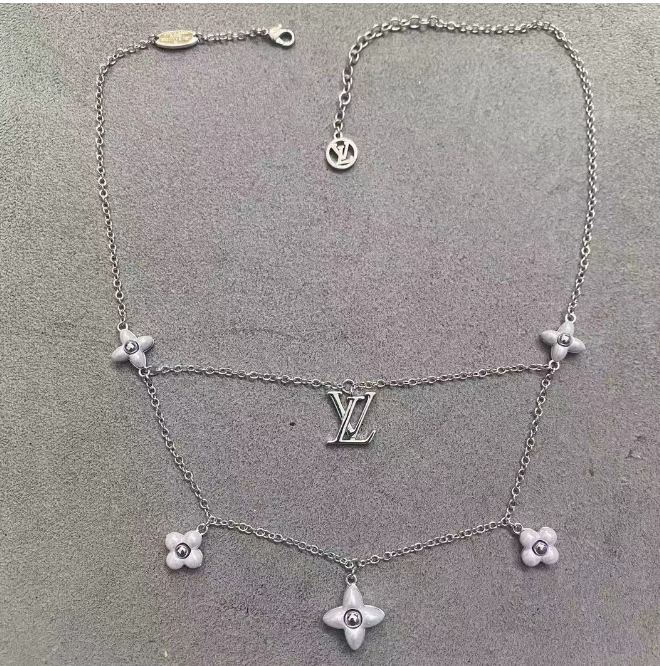 LV Layered Choker
