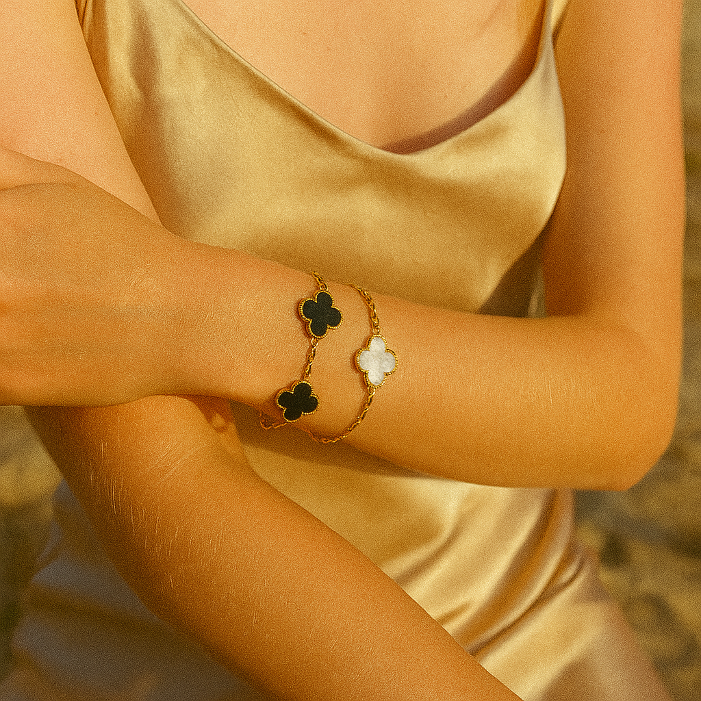 CLOVER | "Black 'n White" Set