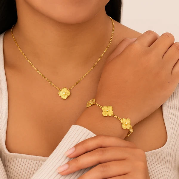 Clover Necklace