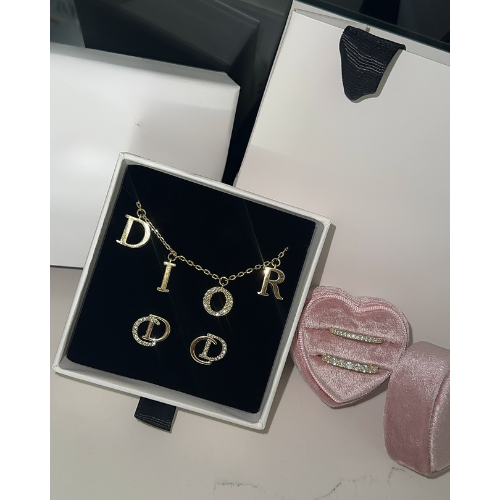 DIOR Necklace