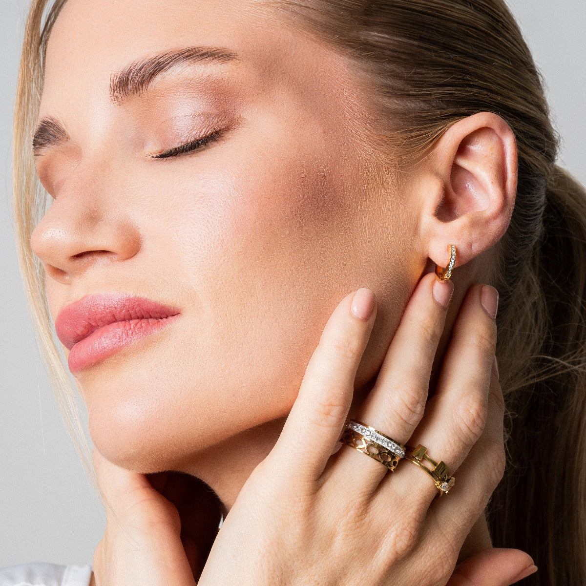 ARIELLE Golden Hoops with Zirconia