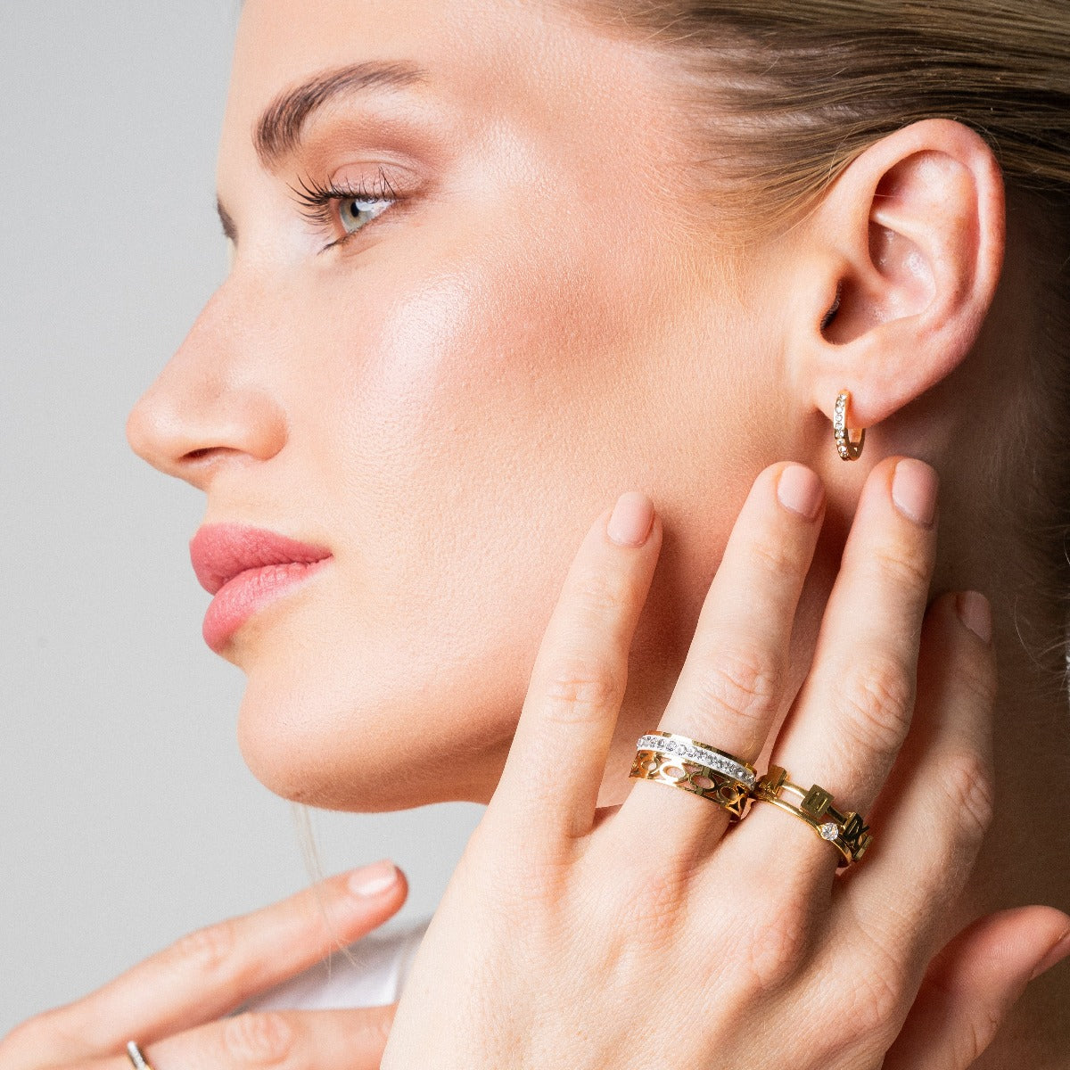 ARIELLE Golden Hoops with Zirconia