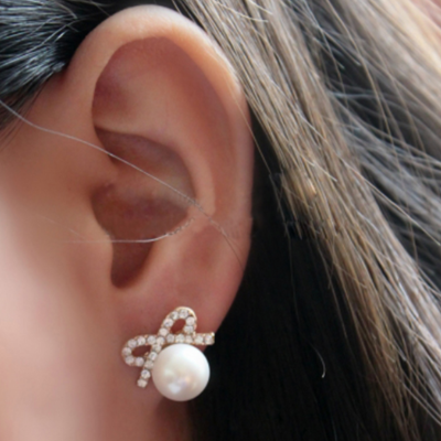 LUCILLE Classic Pearl Earrings