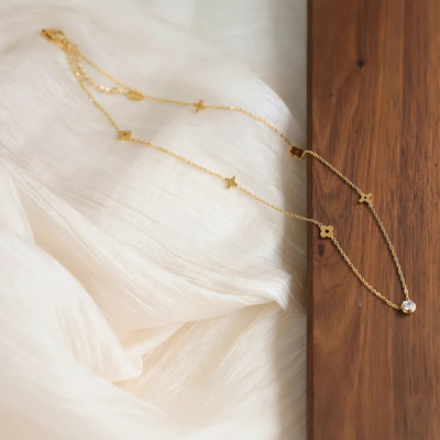 CARRIE Gouden Klaver Ketting